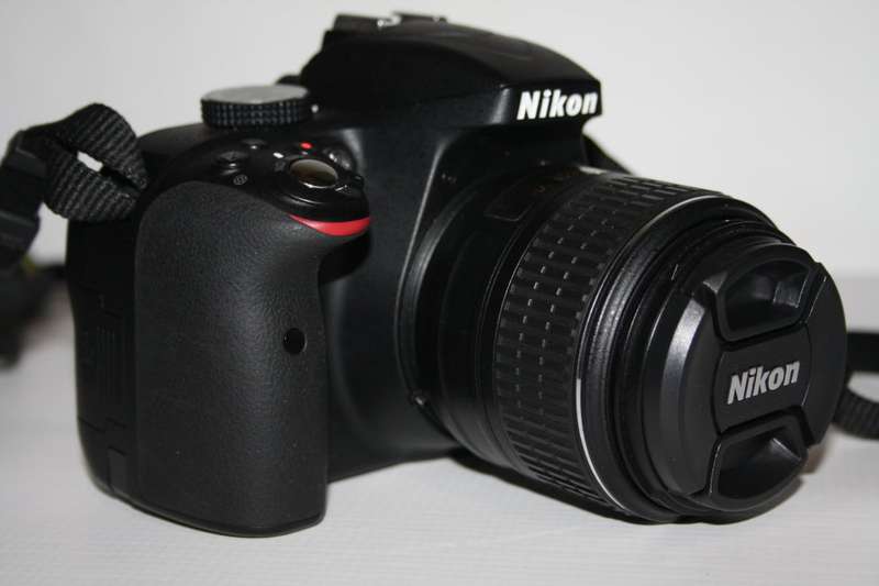 Nikon D3300 , 24.2 MP FULL HD MOVIES  DSLR , AF-S DX 18-55mm f/3.5-5.6G VR  II Zoom Lens, NIKON BAG