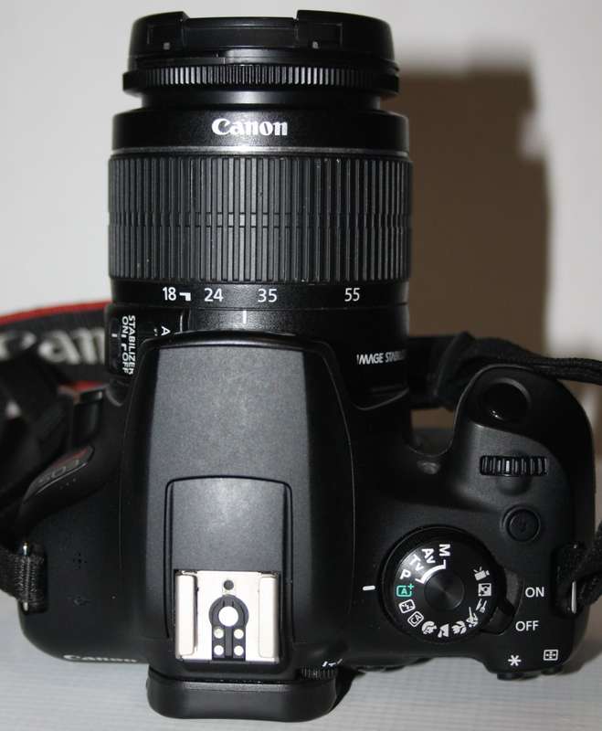 Canon EOS 1300D 18MP DSLR , FULL HD MOVIES with WIFI ,18-55MM IS II LENS  ,VERY GOOD CONDITION