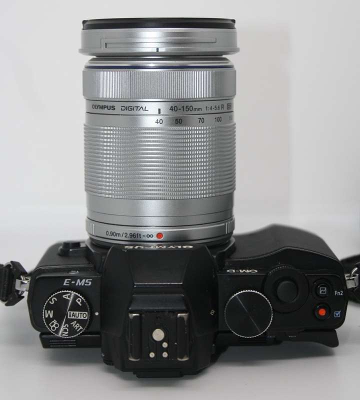 Olympus OM-D E-M5 Camera with 40-150mm f/4-5.6 R Lens Zoom Lens