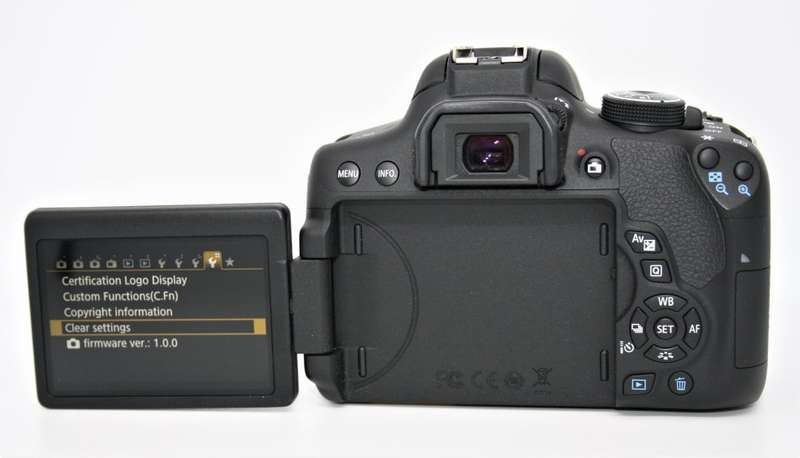 Canon EOS 750D 24MP DSLR Camera WITH 18-55MM IS STM , 16GB SD CARD BRAND NEW BAG, 500 SHOTS TAKEN