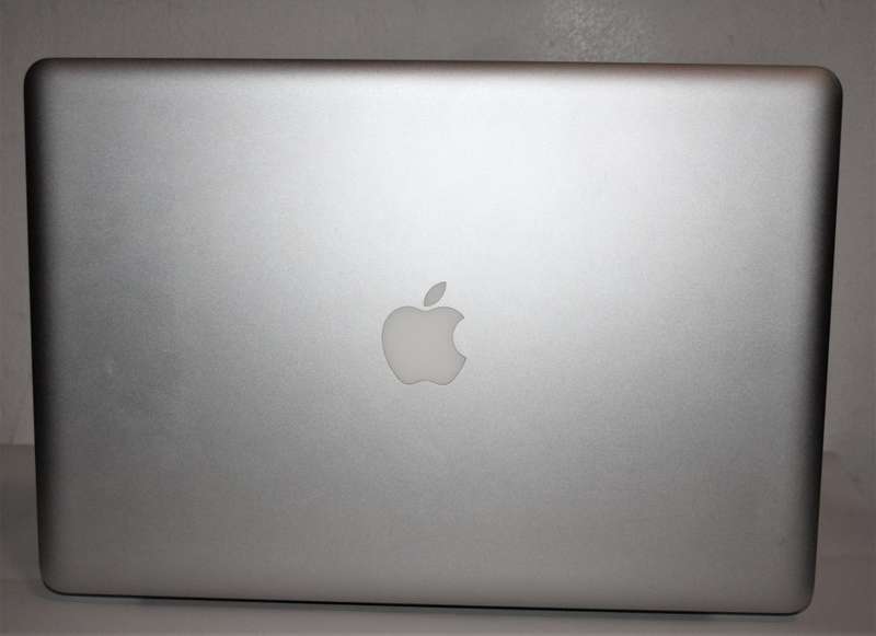 Apple MacBook Pro 15-inch ( 2011) Intel Quad Core i7, 8GB RAM, 1TB HDD AMD Radeon HD 6490M
