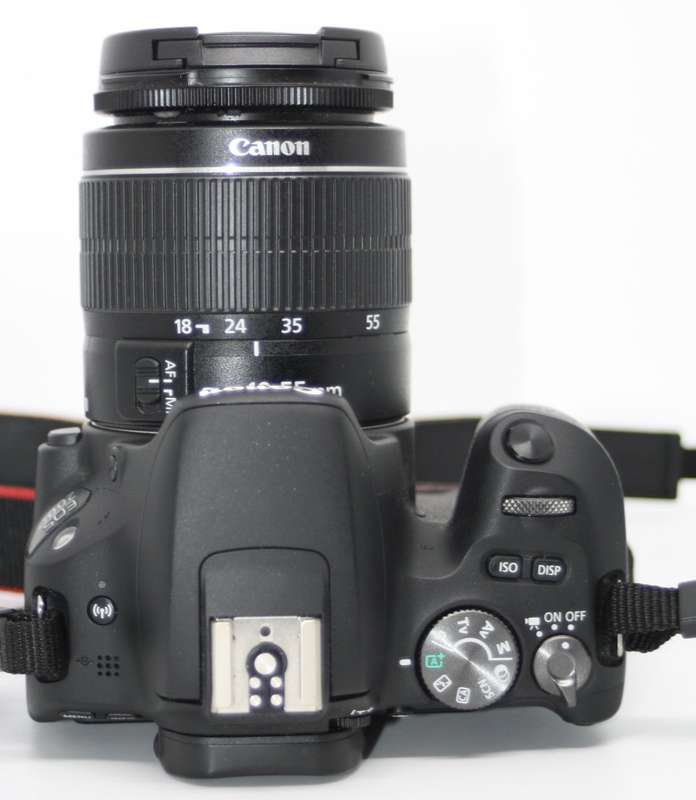 Canon EOS 200D 24MP DSLR Camera with CANON 18-55mm  Lens IN NEW  CONDITION WITH BAG