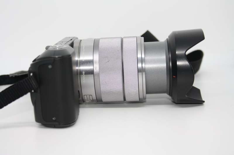 Sony Alpha NEX-3 Interchangeable Lens Digital Camera With SONY 18-55 LENS OSS ,4GB ,Charger, and Bag