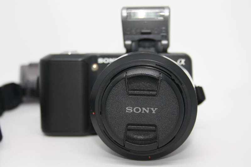 Sony Alpha NEX-3 Interchangeable Lens Digital Camera With SONY 18-55 LENS OSS ,4GB ,Charger, and Bag