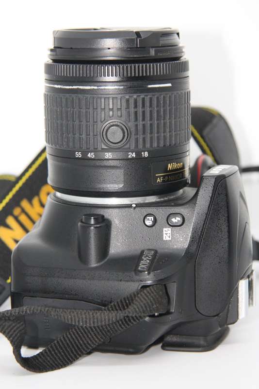 Nikon D3400 24MP DSLR ,FULL HD MOVIES with AF-P 18-55mm  Lens , GOOD CONDITION. LOW SHUTTER COUNT
