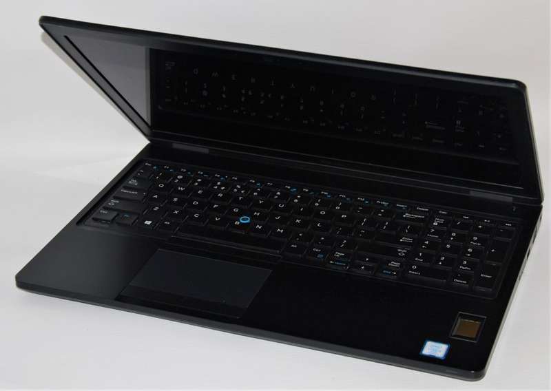 Dell Latitude 5580 Intel Quad Core i5-7440HQ , 2.80GHz 8GB RAM, 256GB SSD, Nvidia GeForce 940MX 2GB