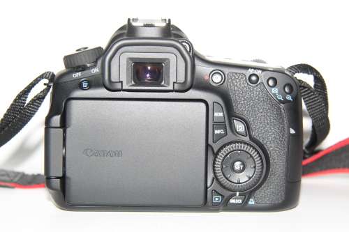 Canon EOS 60D (BODY ONY) IN VERY GOOD CONDITION
