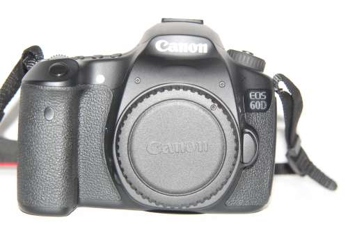 Canon EOS 60D (BODY ONY) IN VERY GOOD CONDITION