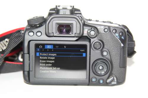 Canon 90D 32.5MP DSLR Body Only Black IN NEW CONDITION