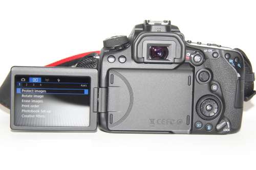 Canon 90D 32.5MP DSLR Body Only Black IN NEW CONDITION