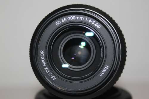 Nikon 55-200mm f/4-5.6G ED DX AF-S Nikkor IN VERY GOOD CONDITION