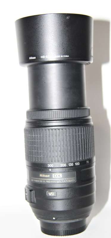 NIKON 55-300mm AF-S DX f/4.5-5.6G ED VR
