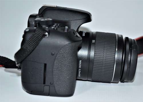 Canon EOS 750D 24MP DSLR Camera WITH 18-55MM III , CANON BAG AND CHARGER.