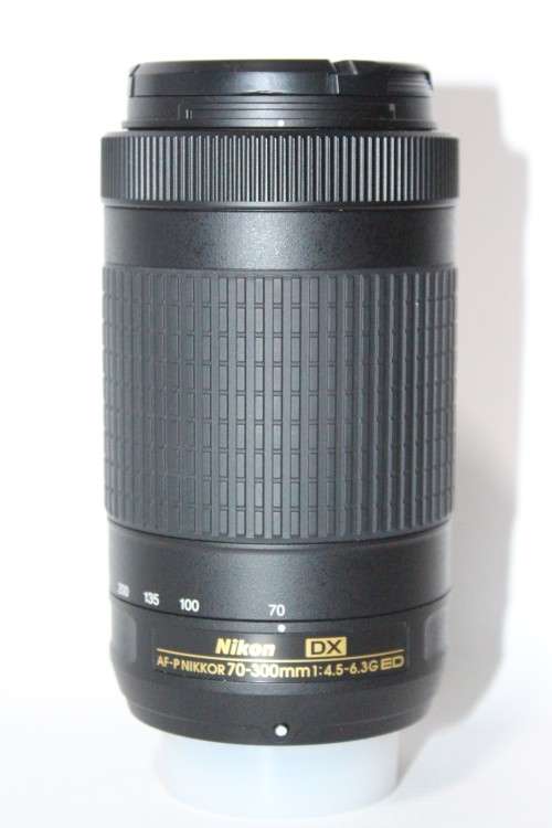NIKON AF-P DX NIKKOR 70-300mm f/4.5-6.3G ED Lens IN VERY GOOD CONDITION