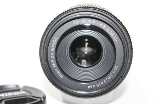 NIKON AF-P DX NIKKOR 70-300mm f/4.5-6.3G ED Lens IN VERY GOOD CONDITION