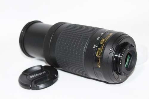NIKON AF-P DX NIKKOR 70-300mm f/4.5-6.3G ED Lens IN VERY GOOD CONDITION