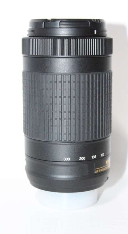 NIKON AF-P DX NIKKOR 70-300mm f/4.5-6.3G ED Lens IN VERY GOOD CONDITION