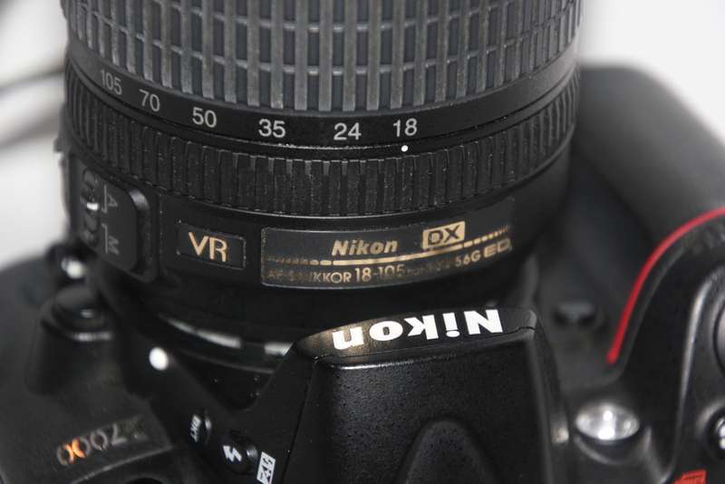 NIKON D7000, 16MP DSRL + 18-105MM VR LENS IN EXCELLENT CONDITION )LOW SHUTTER COUNT OF 11650