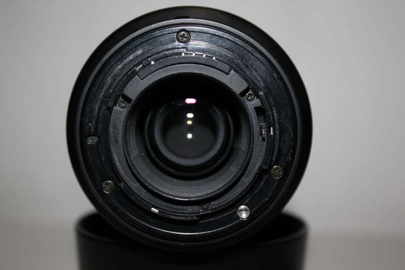 Nikon AF Nikkor 70-300mm f/4-5.6 G Telephoto Zoom lens for Nikon DSLR Cameras