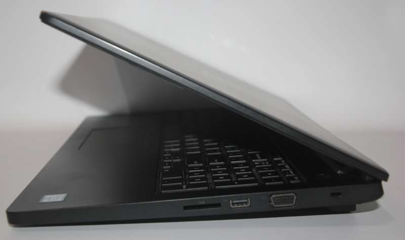 Dell Latitude 3570 ,Core i7-6600U Core 2.50GHz  16GB Ram, 512GB SSD 2GB GDDR5 NVIDIA GEFORCE 920M ,