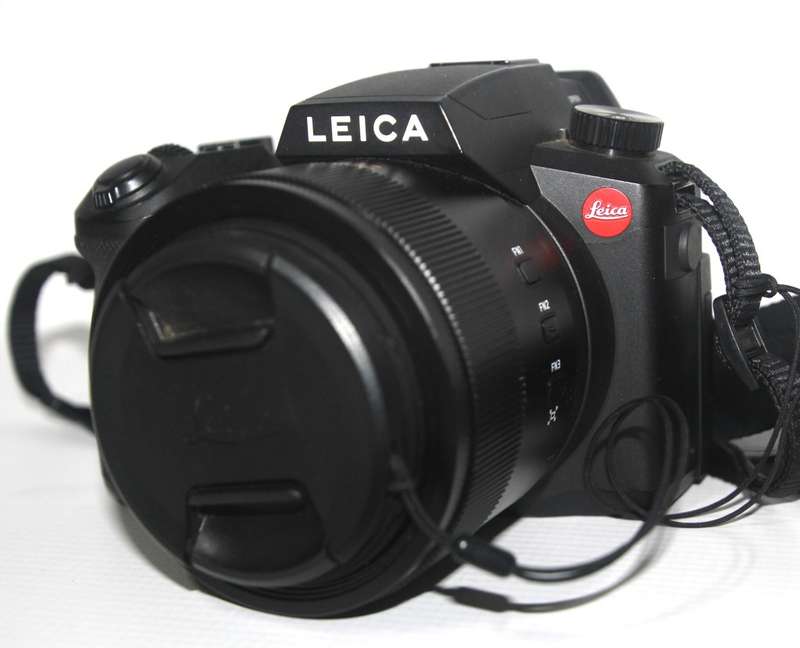 Leica V-Lux 5 20MP Superzoom Digital Camera with 9.1-146mm f/2.8-4 ASPH Lens (Black)