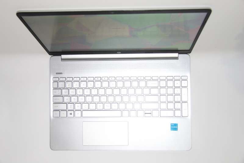 HP 15 Laptop, 11th Gen  Core i7-1165G7 @2.80GHz, 16GB RAM, 512GB SSD , 15.6 Full HD, DEMO CONDITION