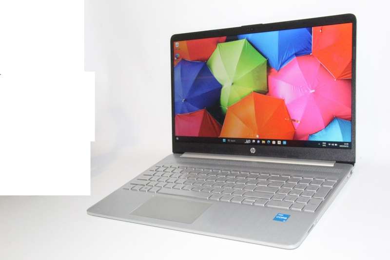 HP 15 Laptop, 11th Gen  Core i7-1165G7 @2.80GHz, 16GB RAM, 512GB SSD , 15.6 Full HD, DEMO CONDITION