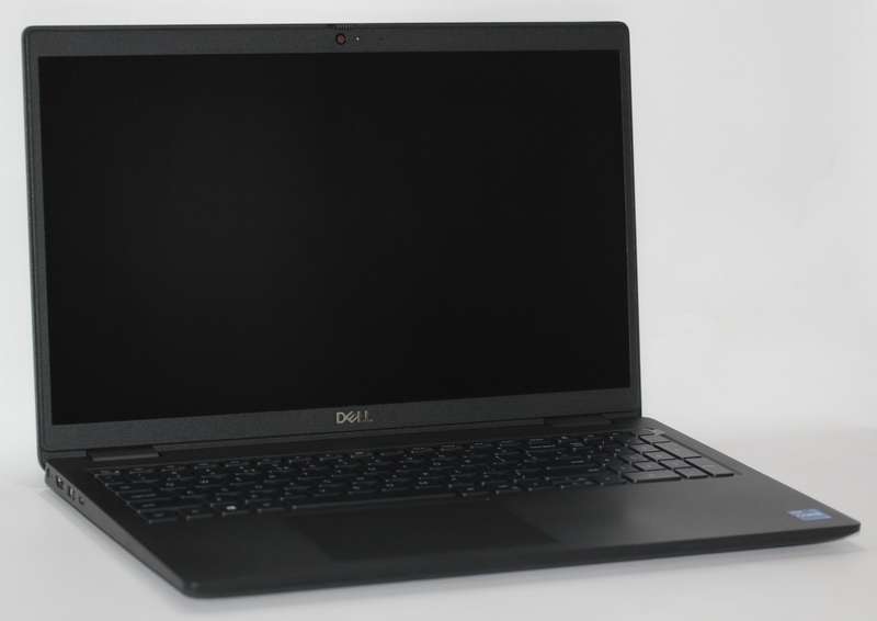 Dell Latitude 3520  11Th Gen  Core i7-1165G7,16GB RAM,512GB SSD, INTEL IRIS Xe Graphics, Full HD