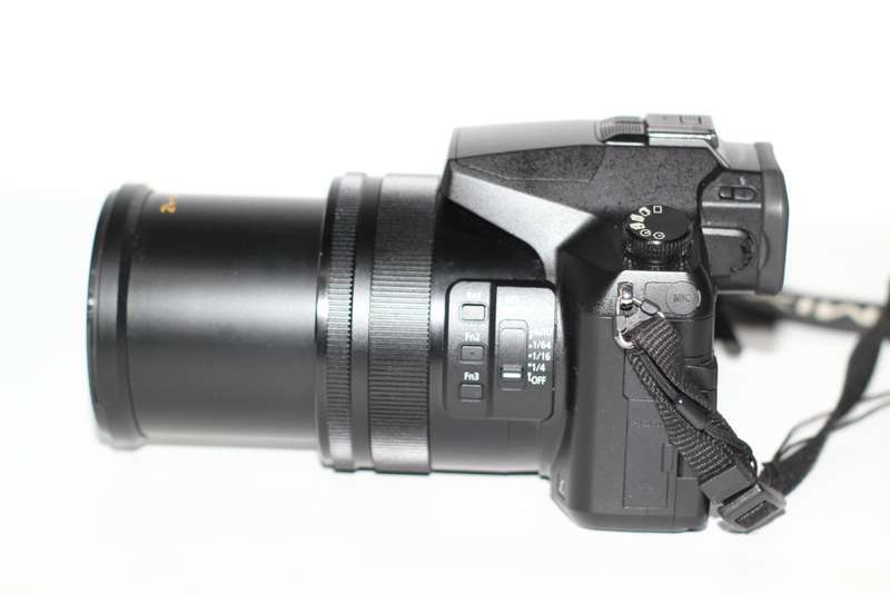 Panasonic Lumix DMC-FZ2000-20.1MP Hybrid Digital Camera (20x Optical Zoom, Leica Lens, Wi-Fi, OLED