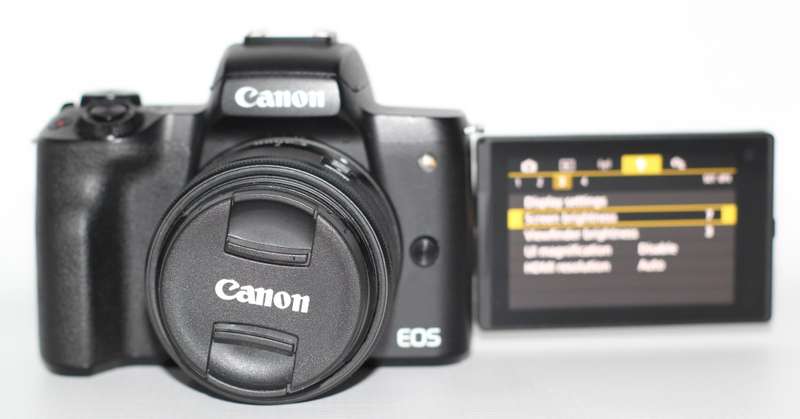Canon EOS M50 Mark II Mirrorless Digital Camera with 15-45mm f/3.5-6.3 IS STM Lens