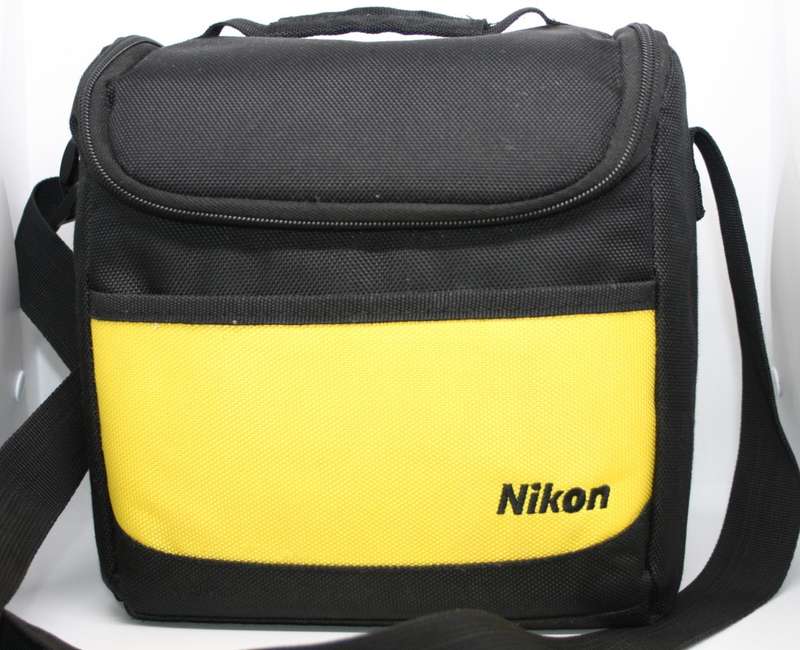 Nikon D3300 , 24.2 MP DSLR with AF-S DX NIKKOR 18-55mm f/3.5-5.6G VR II Zoom Lens, VERY LOW SHUTTER