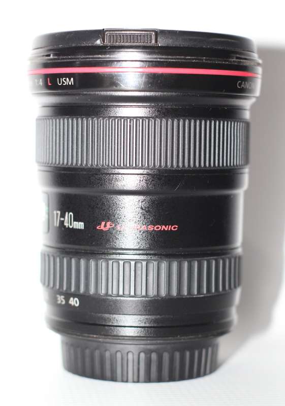 CANON 17-40mm F/4 L USM WIDE ANGLE ZOOM LENS