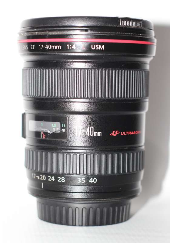 CANON 17-40mm F/4 L USM WIDE ANGLE ZOOM LENS