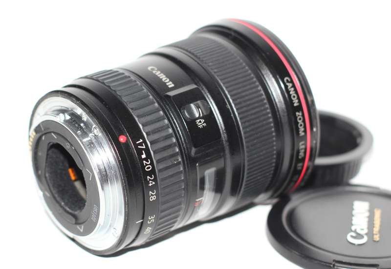 CANON 17-40mm F/4 L USM WIDE ANGLE ZOOM LENS