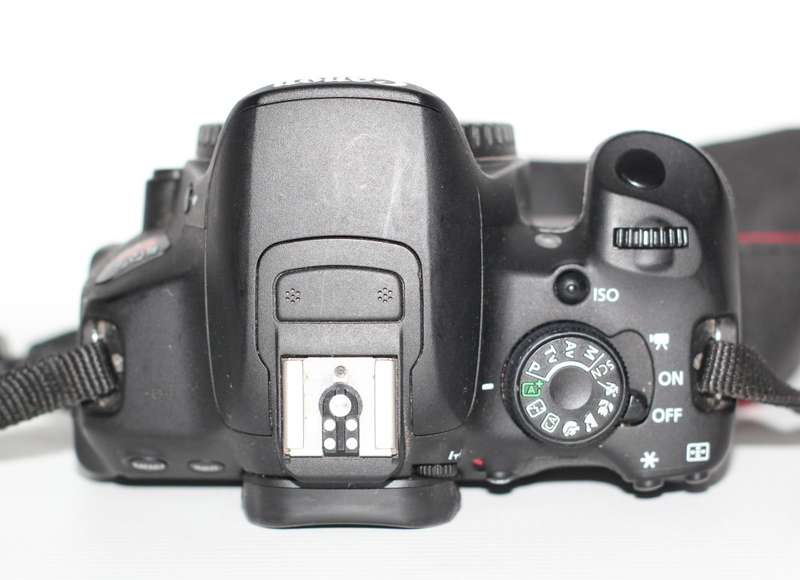 Canon EOS Rebel T5i 18.0 MP CMOS Digital SLR (BODY)