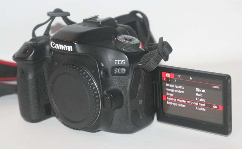 Canon EOS 80D DSLR Camera Body with 24.2 Megapixel (APS-C) CMOS Sensor and Dual Pixel CMOS AF