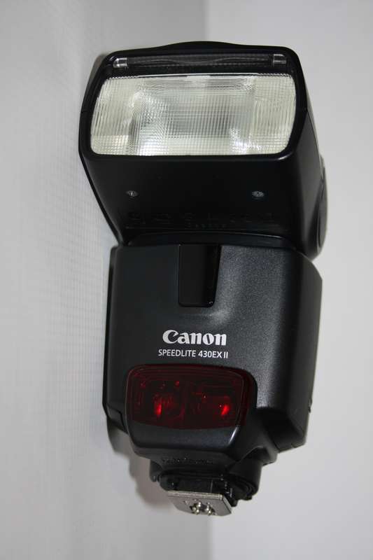 Canon Speedlite 430EX II Flash IN EXCELLENT CONDITION