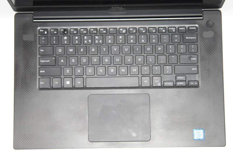Dell XPS 15 9560 Hexa-Core i7-7700HQ , 16GB Ram, 1TB SSD, 4GB NVIDIA ,  15.6` 4K UHD TouchScreen