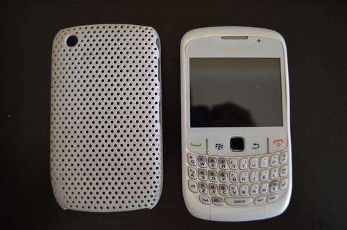 Blackberry Curve 8520 *R1 & NO RESERVE*