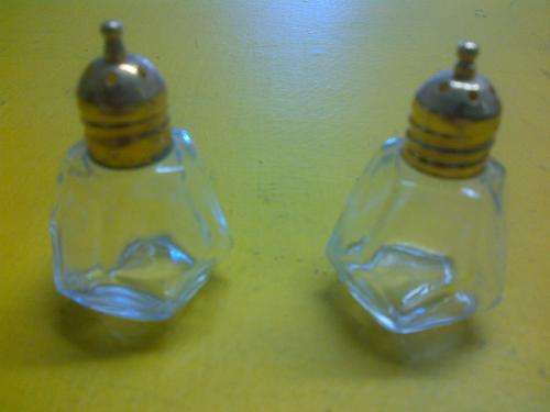 SALT AND PEPPER POTS WITH BRASS CAPS!!!!!!!!CRAZY R1 START