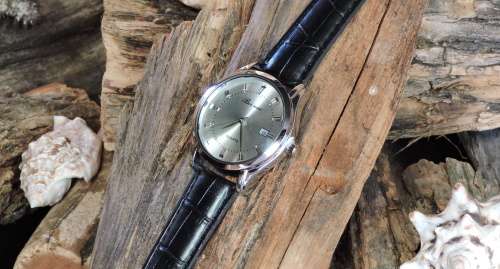 Beinuo Unisex Business Watch with Leather Strap.