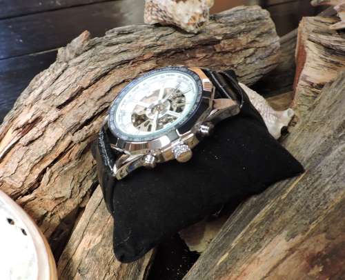 WINNER Mechanical Men's Watch.
