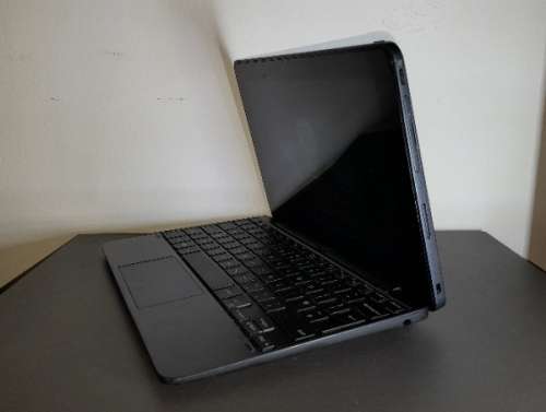 !!! ULTRA PORTABLE DELL VENUE 10 PRO. LAPTOP AND TABLET IN ONE !!!