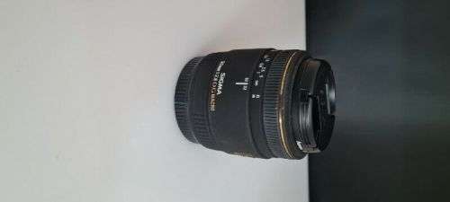 Sigma 50mm f/2.8 EX DG Macro Lens for Canon SLR