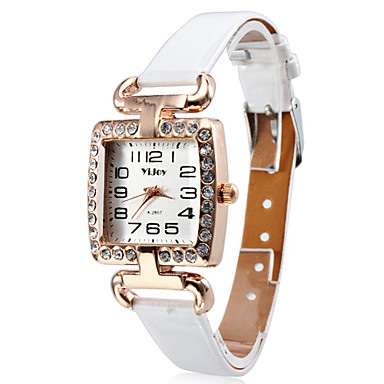 Women's PU Quartz Analog Wrist Watch