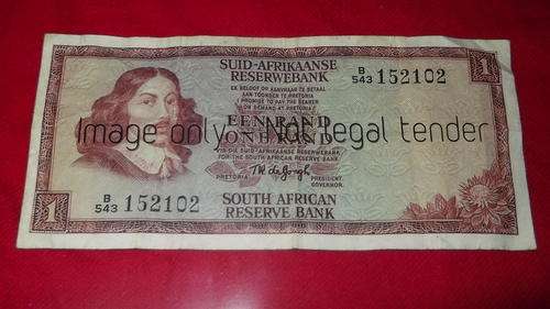 One Rand South African Bank Note Signed T W de Jongh B543 152102