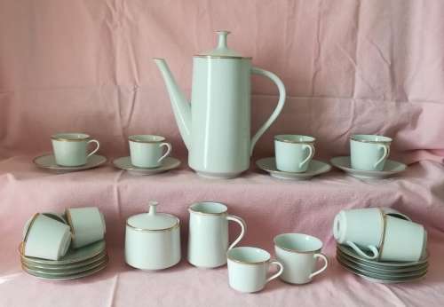Noritake (RC 8155) 81 piece dinner service and coffee set