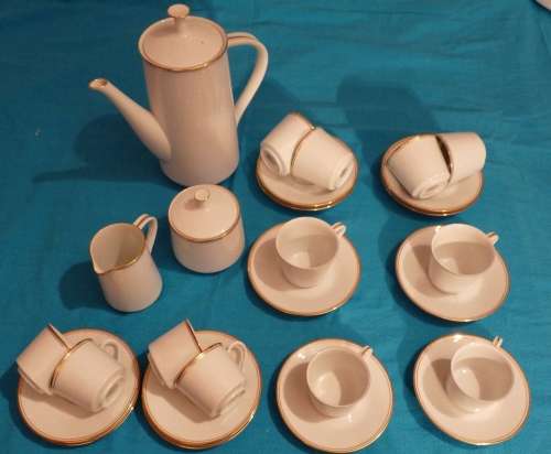 Noritake (RC 8155) 81 piece dinner service and coffee set