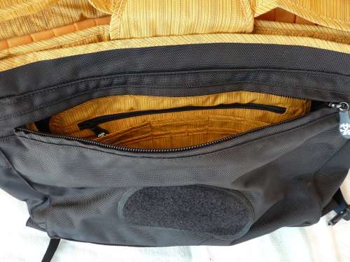 LOW PRICE!! CRUMPLER laptop bag - Practically NEW!