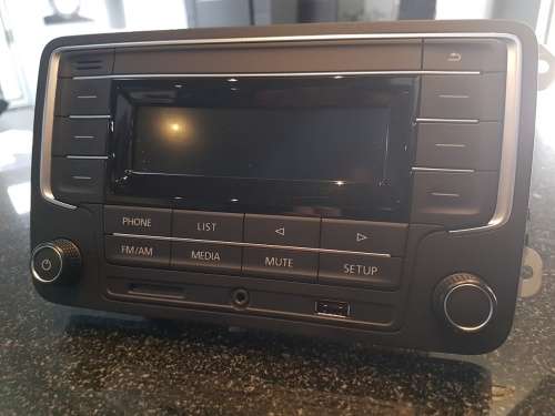 VW Caddy Radio with Bluetooth - Free Shipping